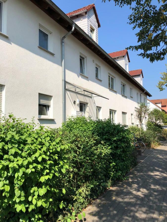 Bed & Kitchen Apartment Gießen Exterior foto